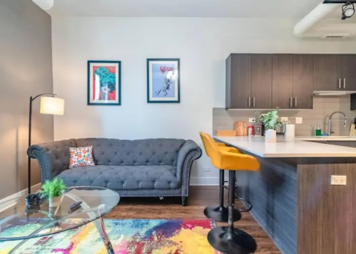 Stylish Friendly 3br Near Mccormick